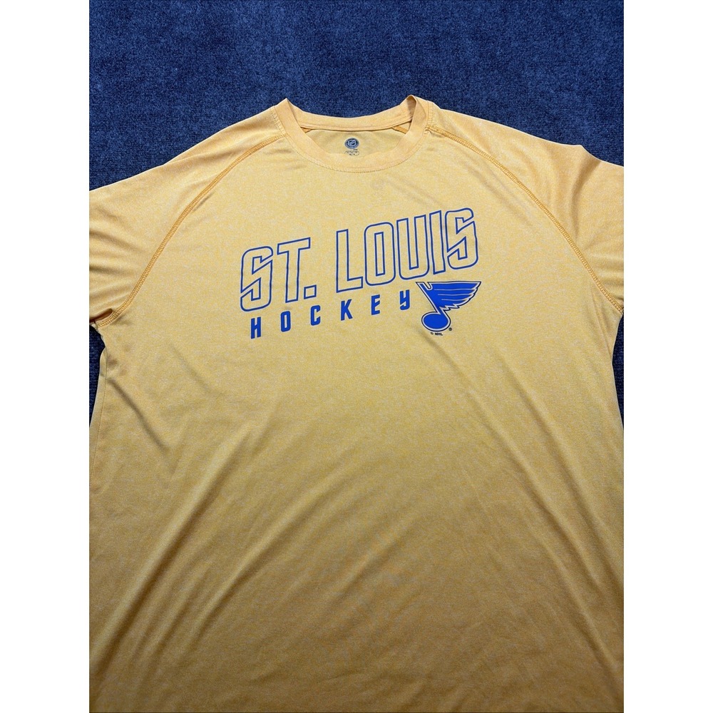 Champion Yellow Tee Men's 
XL St Louis Blues Hockey Graphic Print